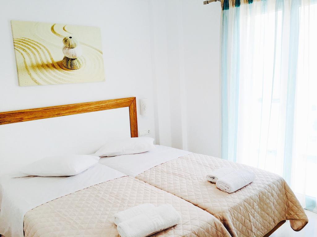 Eleftheria Luxury Suites Mykonos Town Buitenkant foto