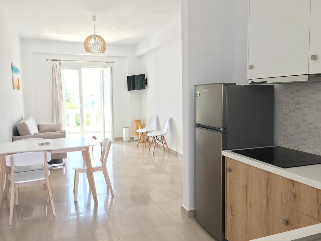 Eleftheria Luxury Suites Mykonos Town Buitenkant foto