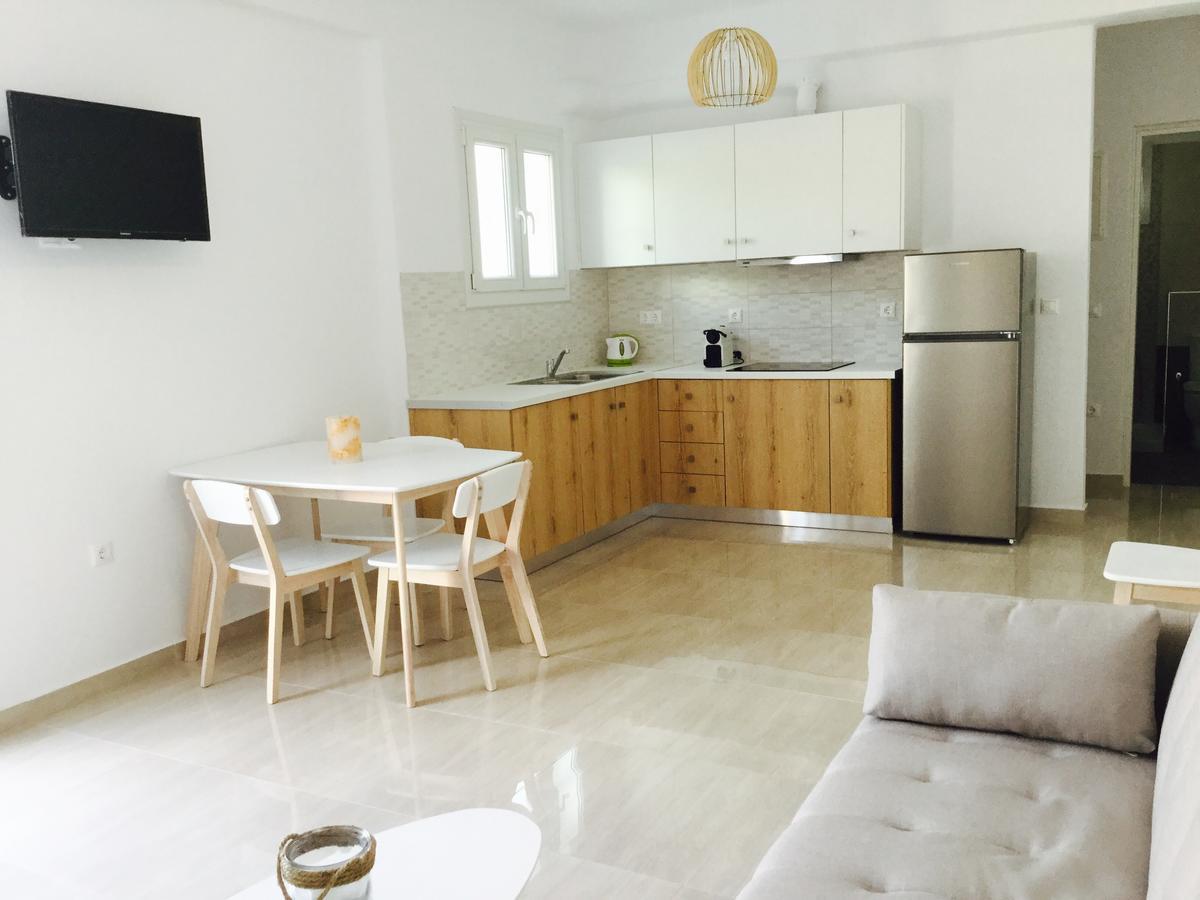 Eleftheria Luxury Suites Mykonos Town Buitenkant foto